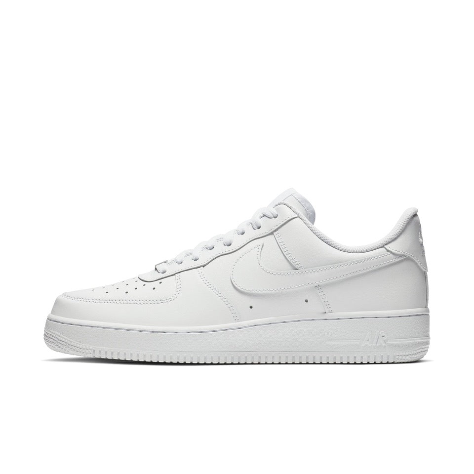 NIKE AIR FORCE 1 '07