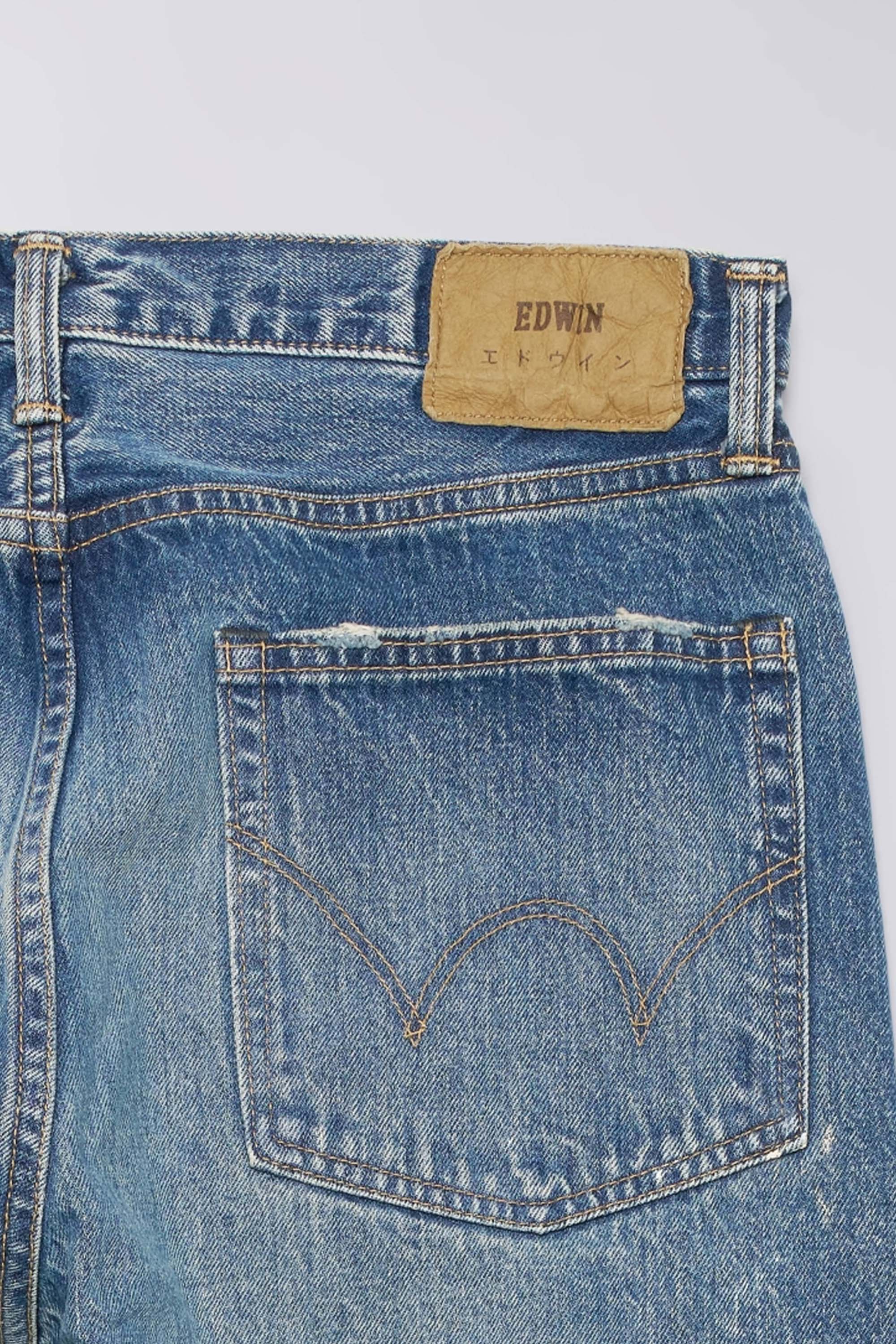 LOOSE JEANS