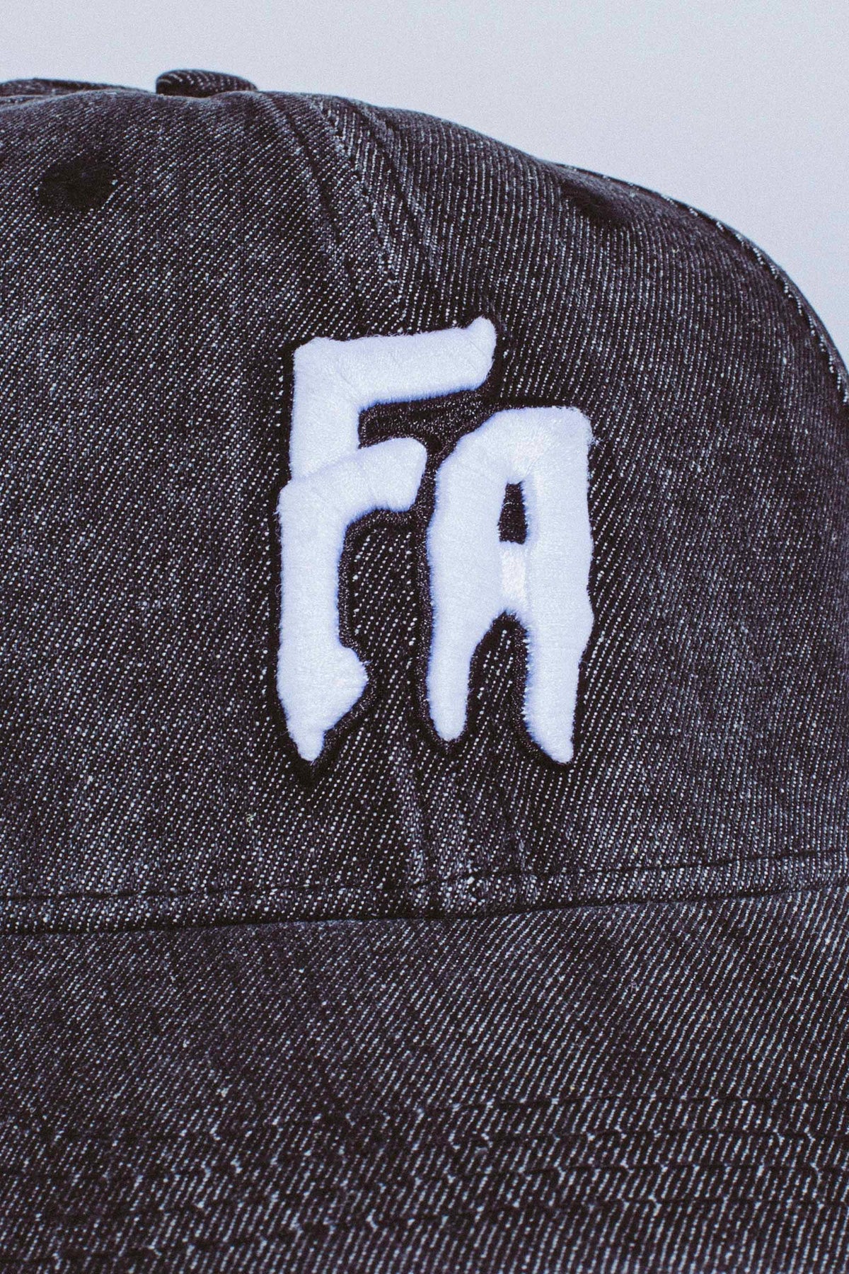 DENIM SEDUCTION SNAPBACK