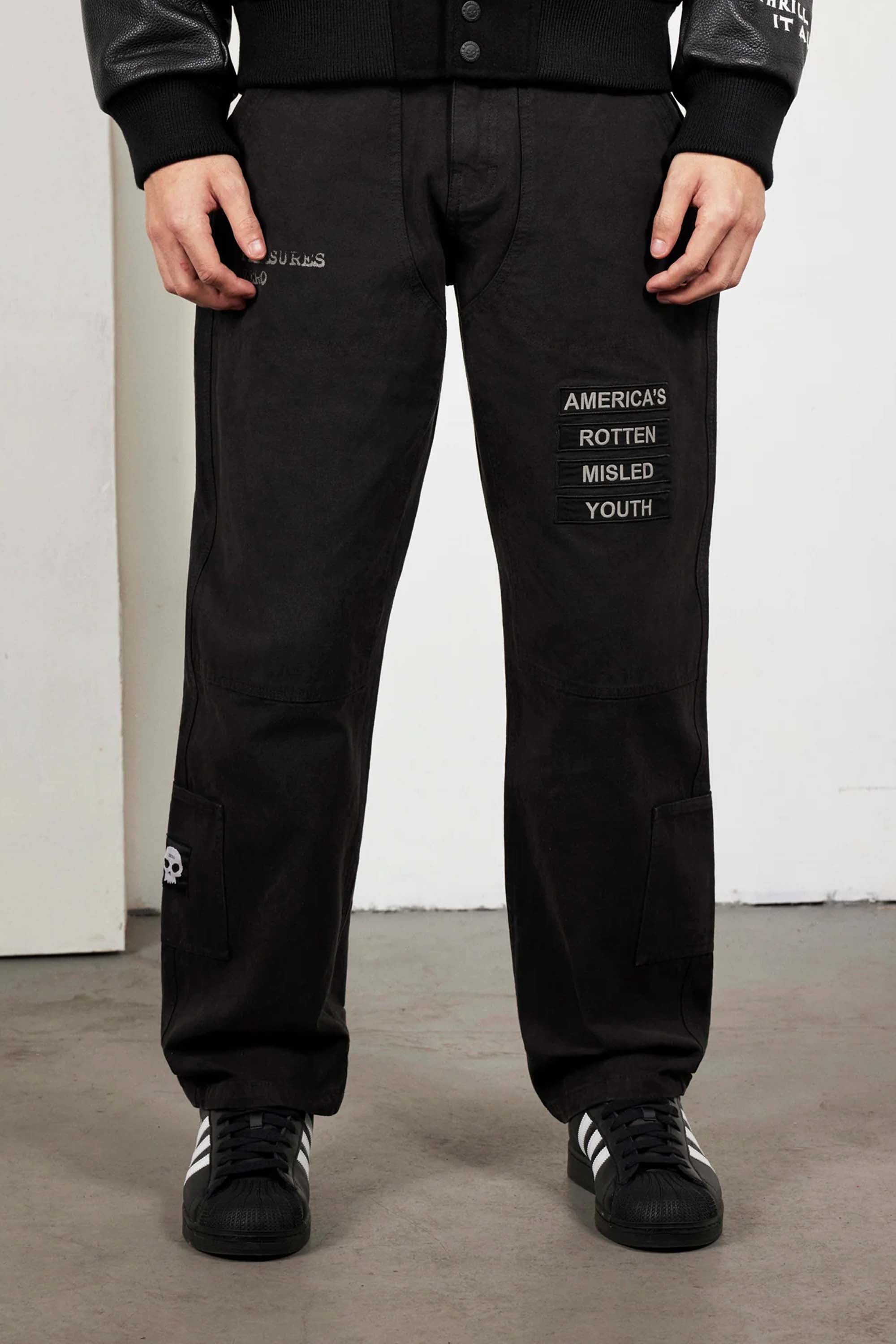 ZERO WORK PANTS
