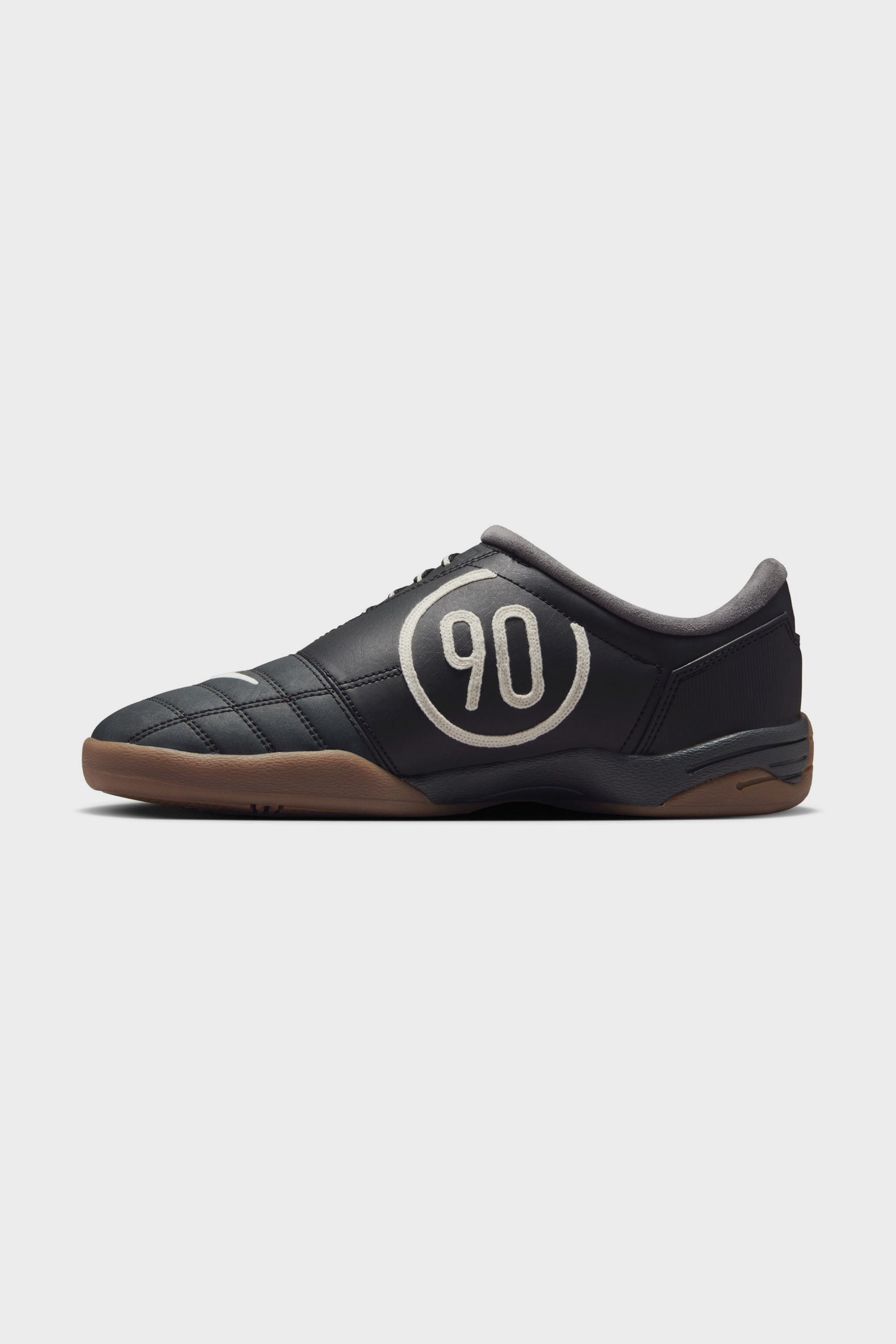 NIKE WMNS TOTAL 90