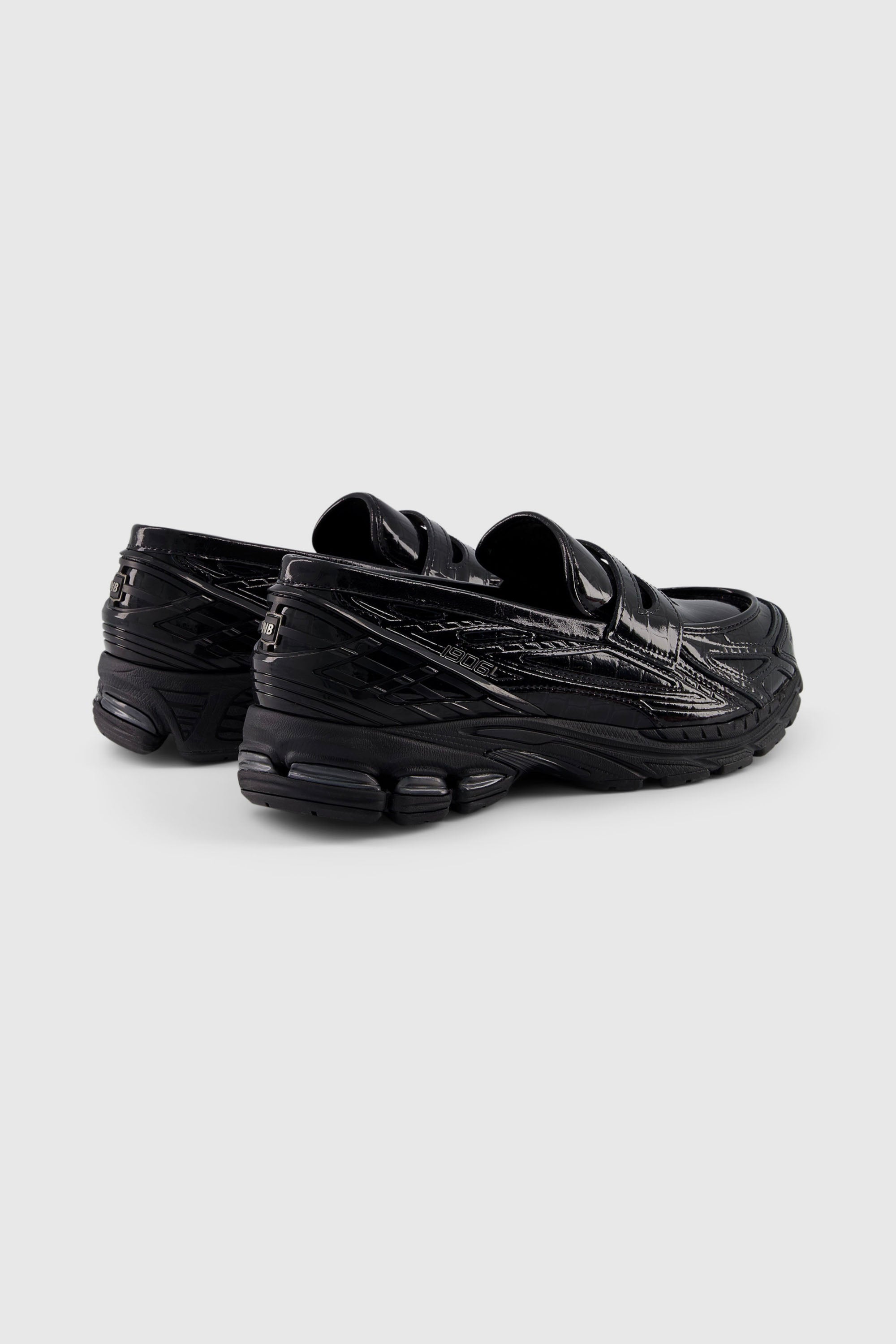 NEW BALANCE 1906L LOAFER "BLACK CROC"
