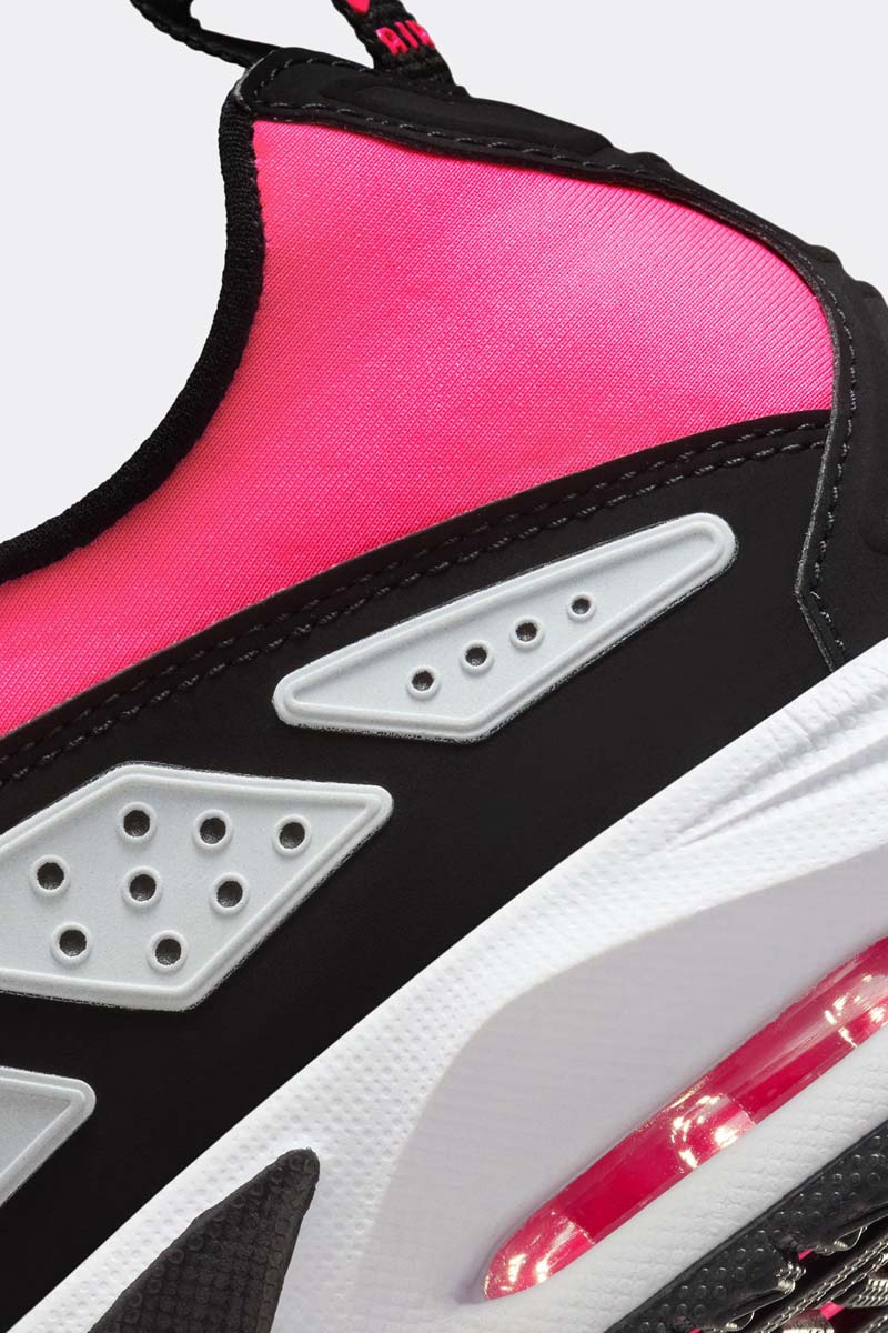 NIKE WMNS AIR MAX SNDR