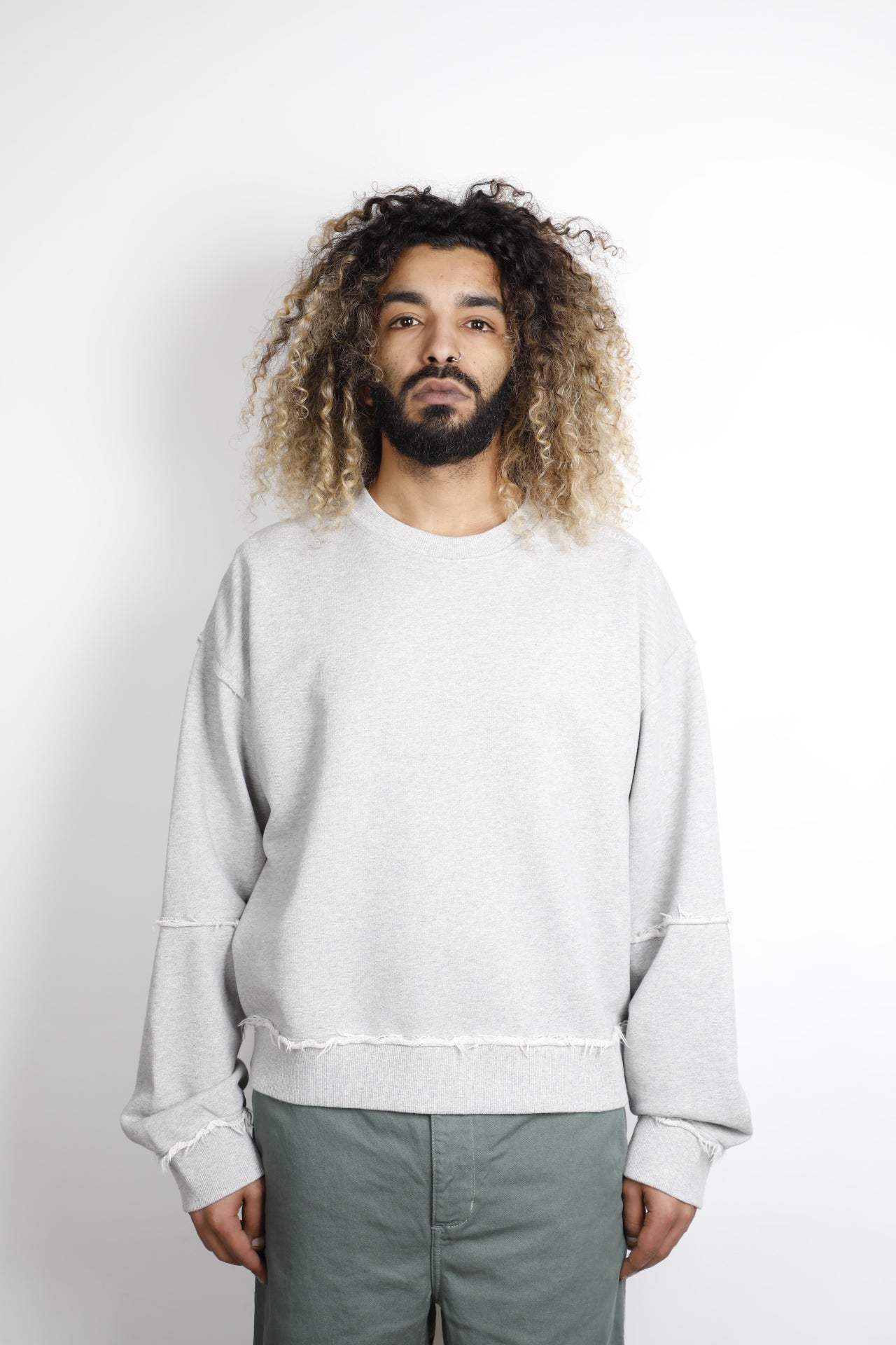 PANELLED CREW NECK