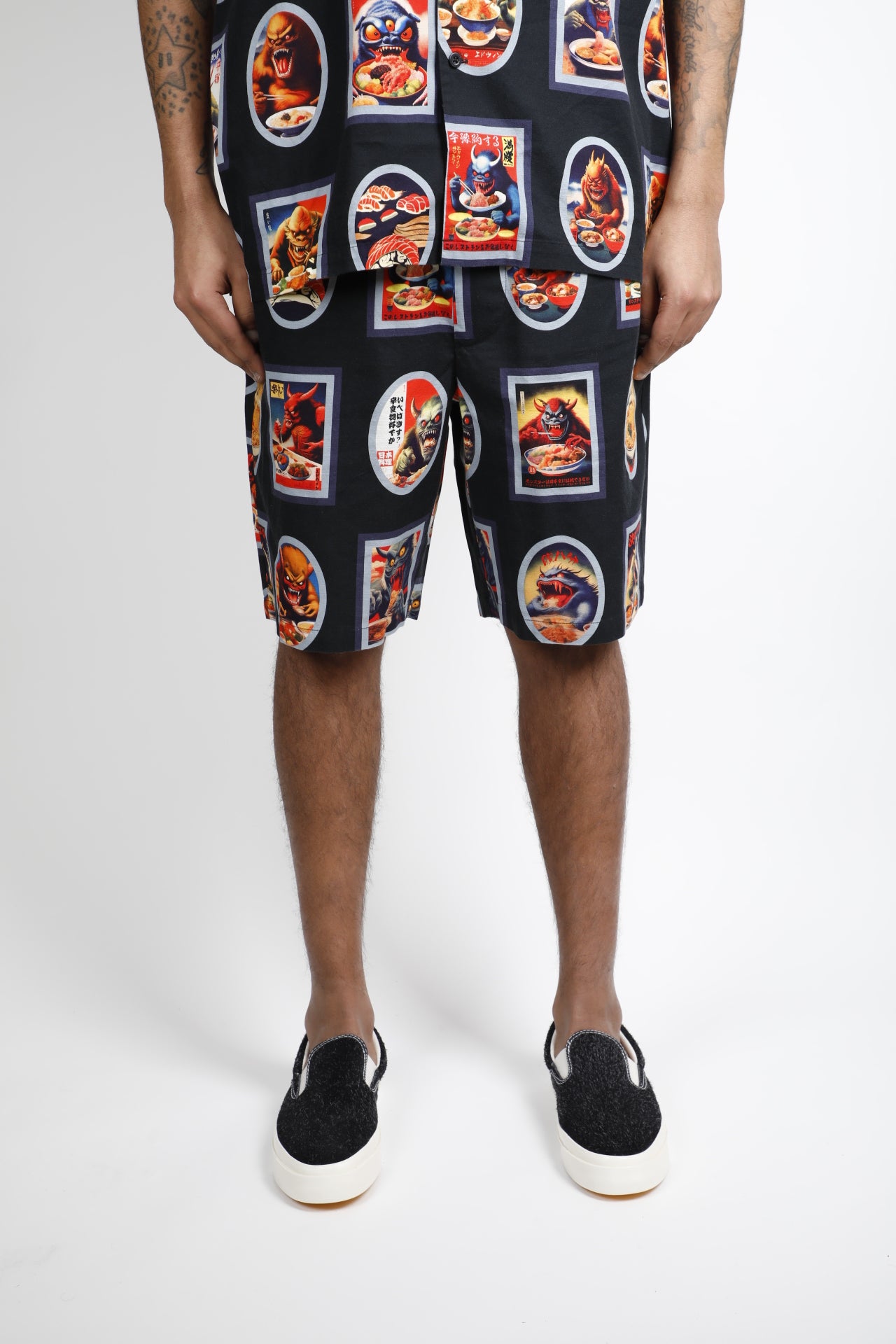 HARA HACHI BUN ME SHORT AOP CREPE