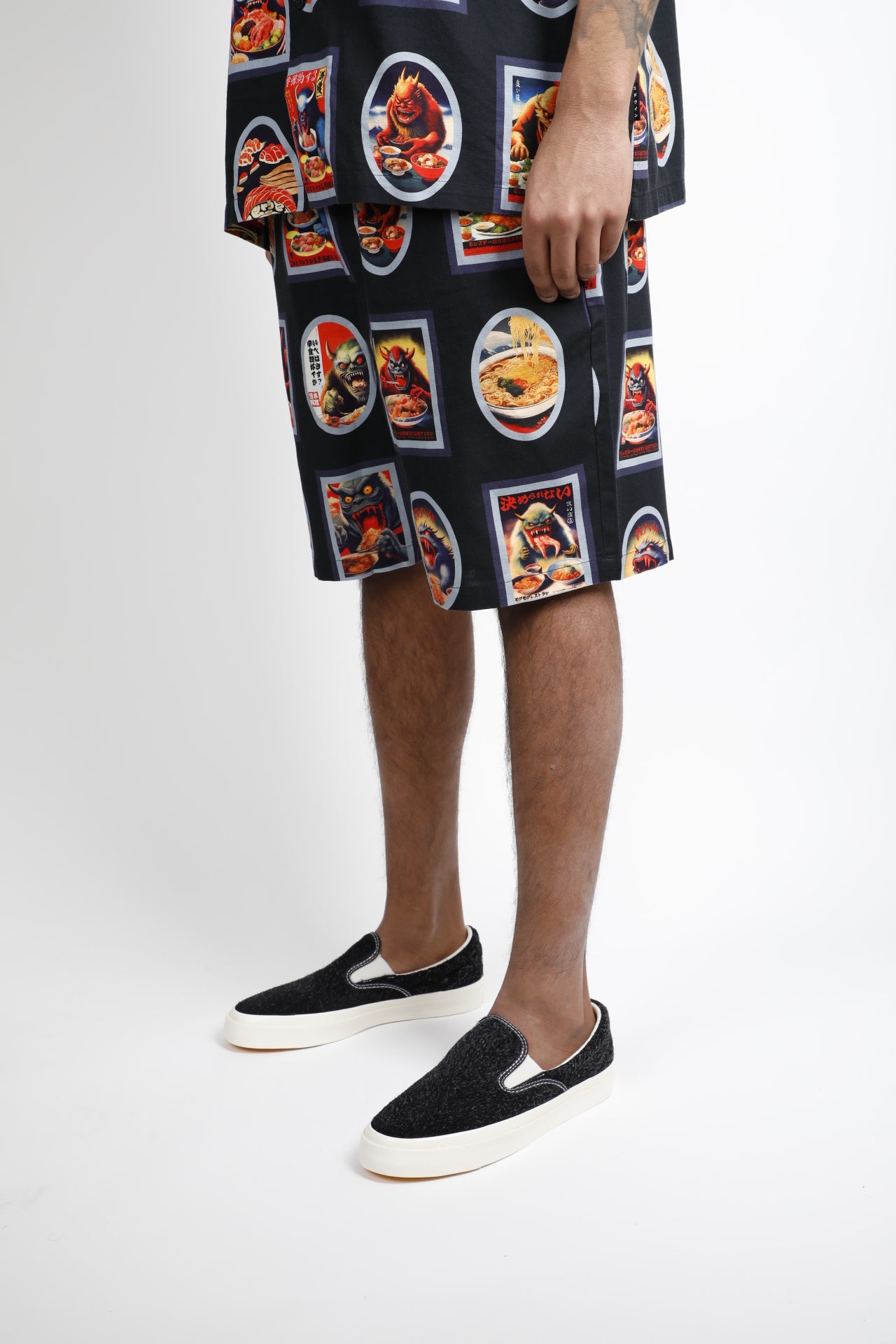 HARA HACHI BUN ME SHORT AOP CREPE