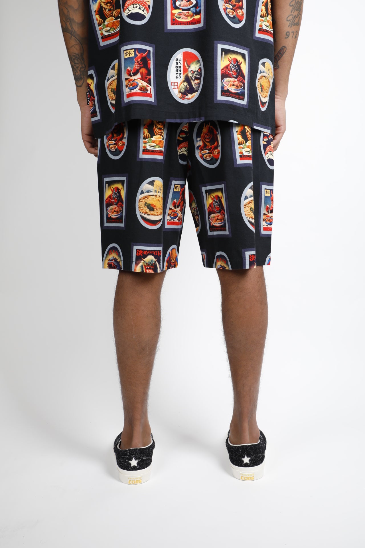 HARA HACHI BUN ME SHORT AOP CREPE