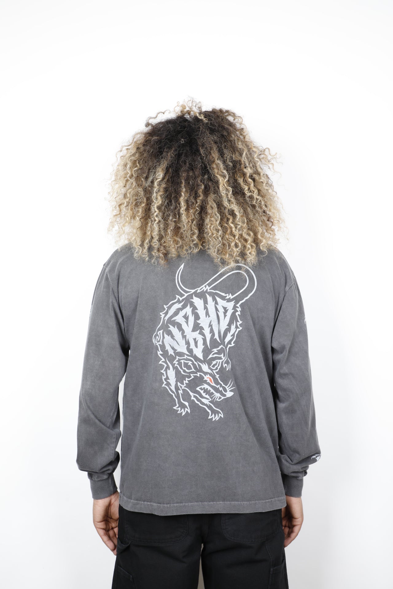 NH . TEE LS-4