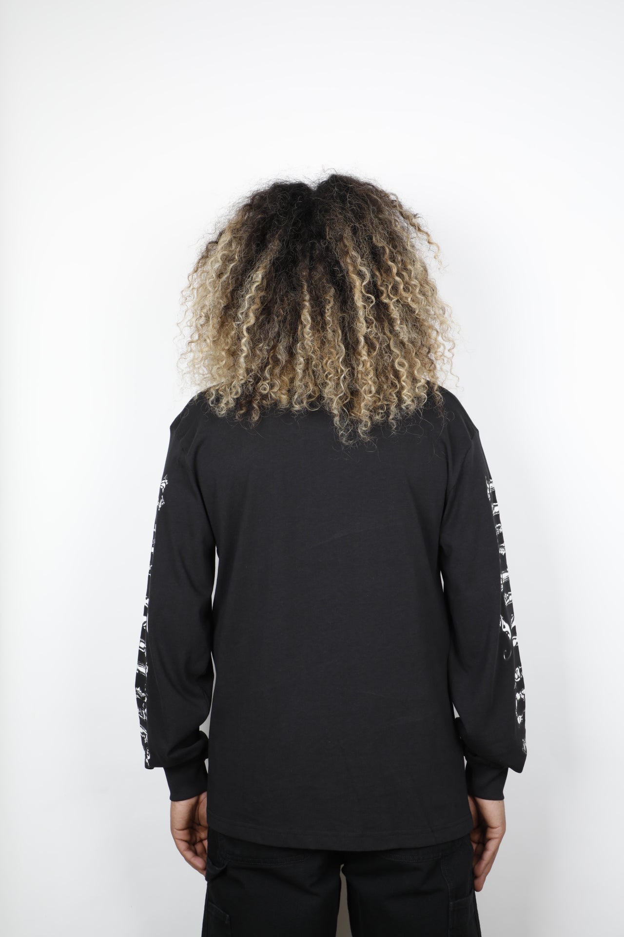 CATS + DOGS LONGSLEEVE