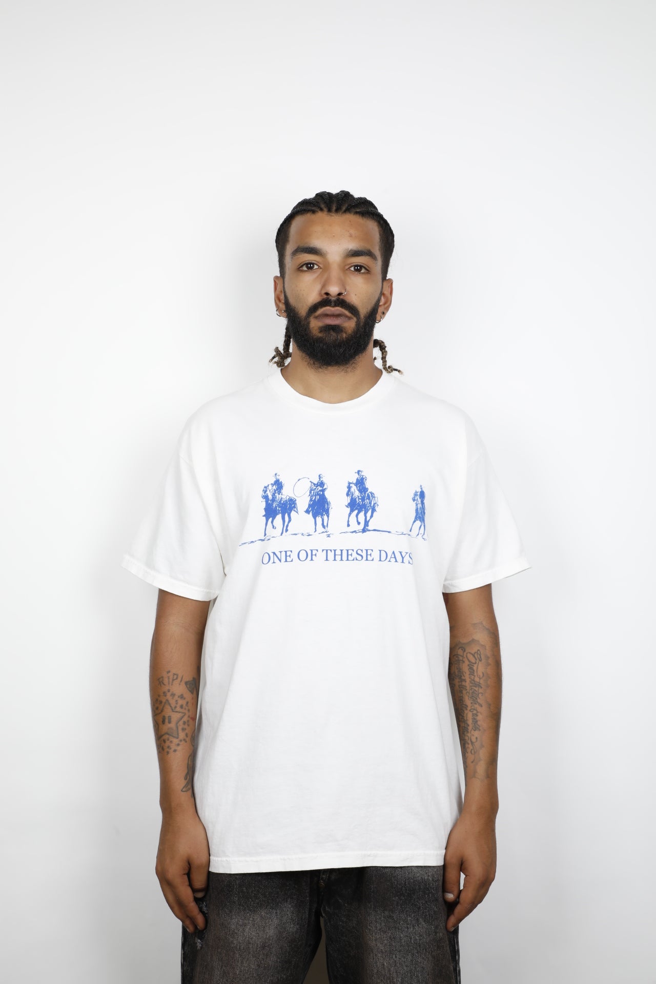 TEAM LOGO TEE