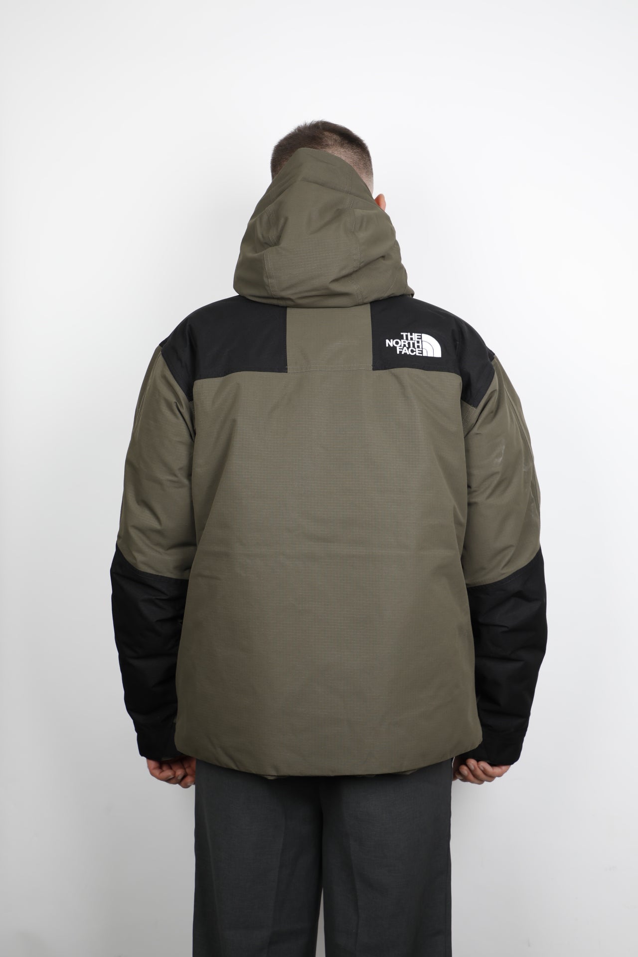 MOUNTAIN DOWN JACKET