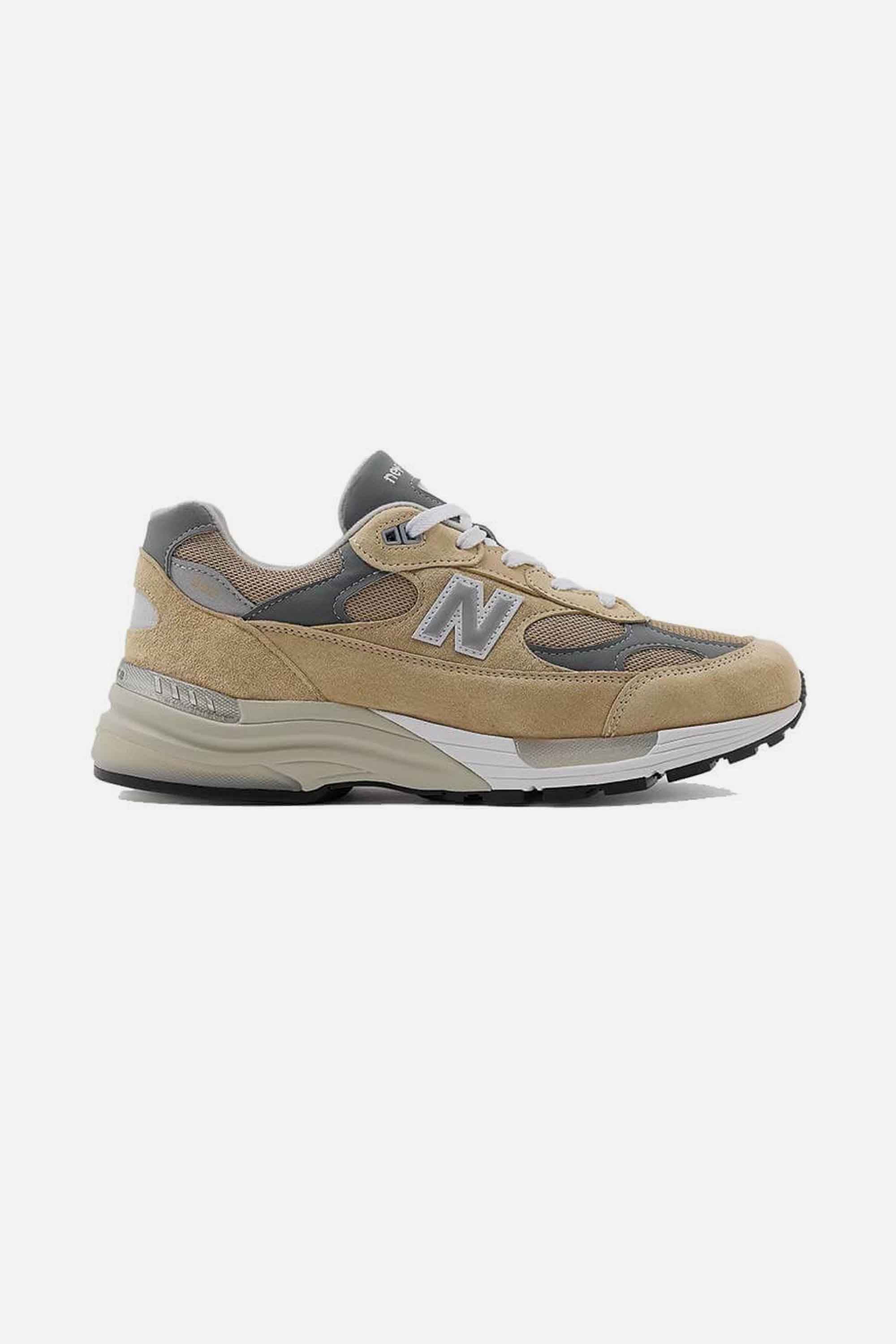 NEW BALANCE U992TA