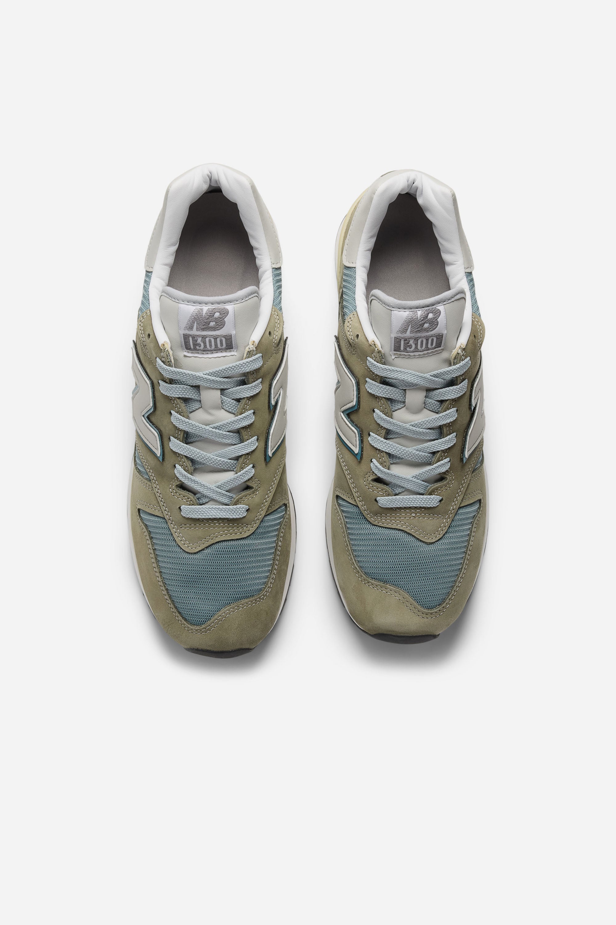 NEW BALANCE 1300JP