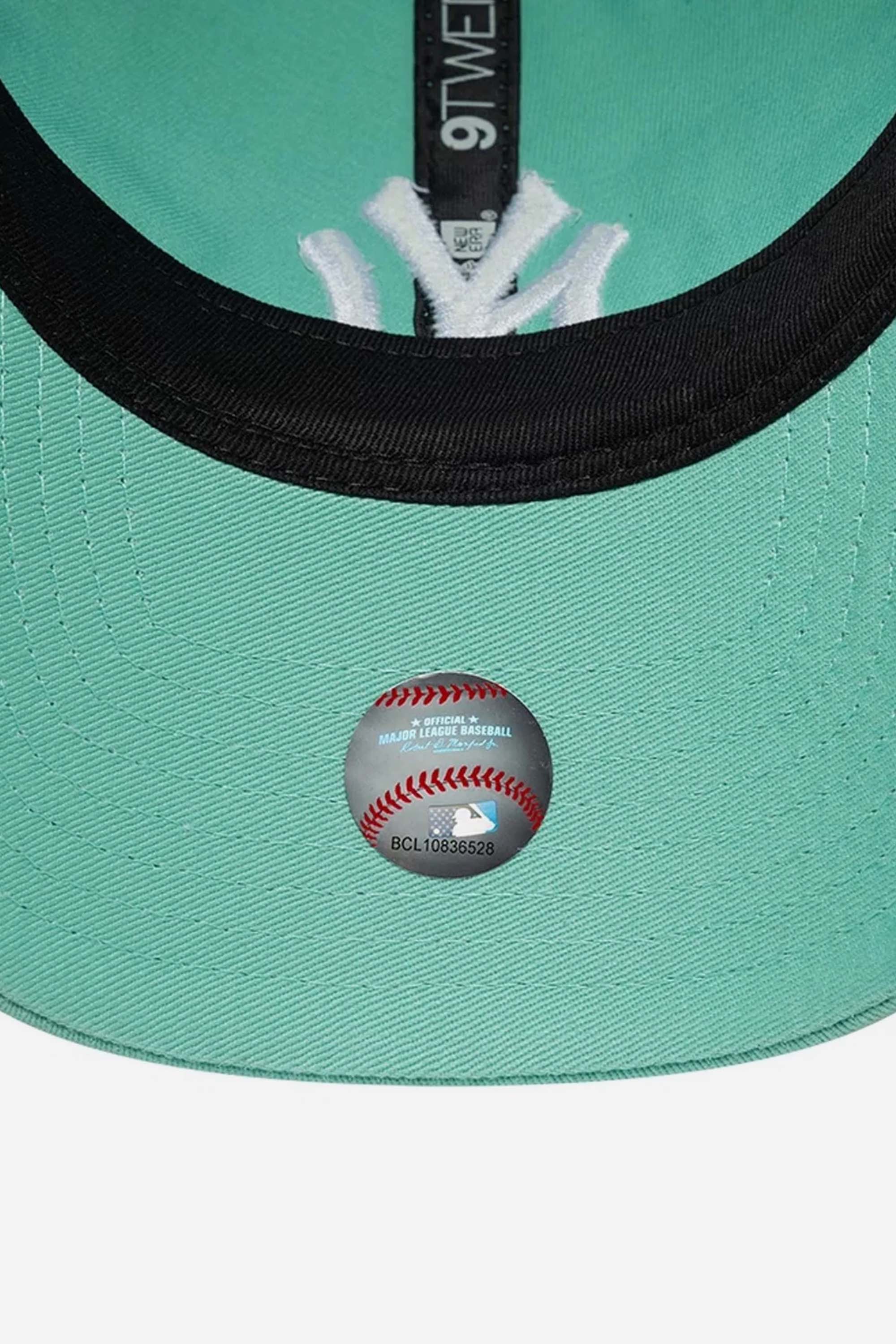 9TWENTY LEAGUE ESSENTIAL NY