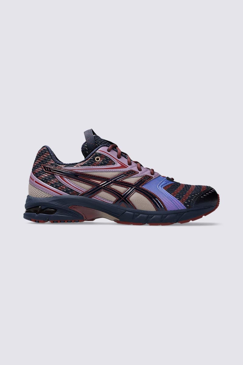 ASICS UB9-S GEL-DS TRAINER 14