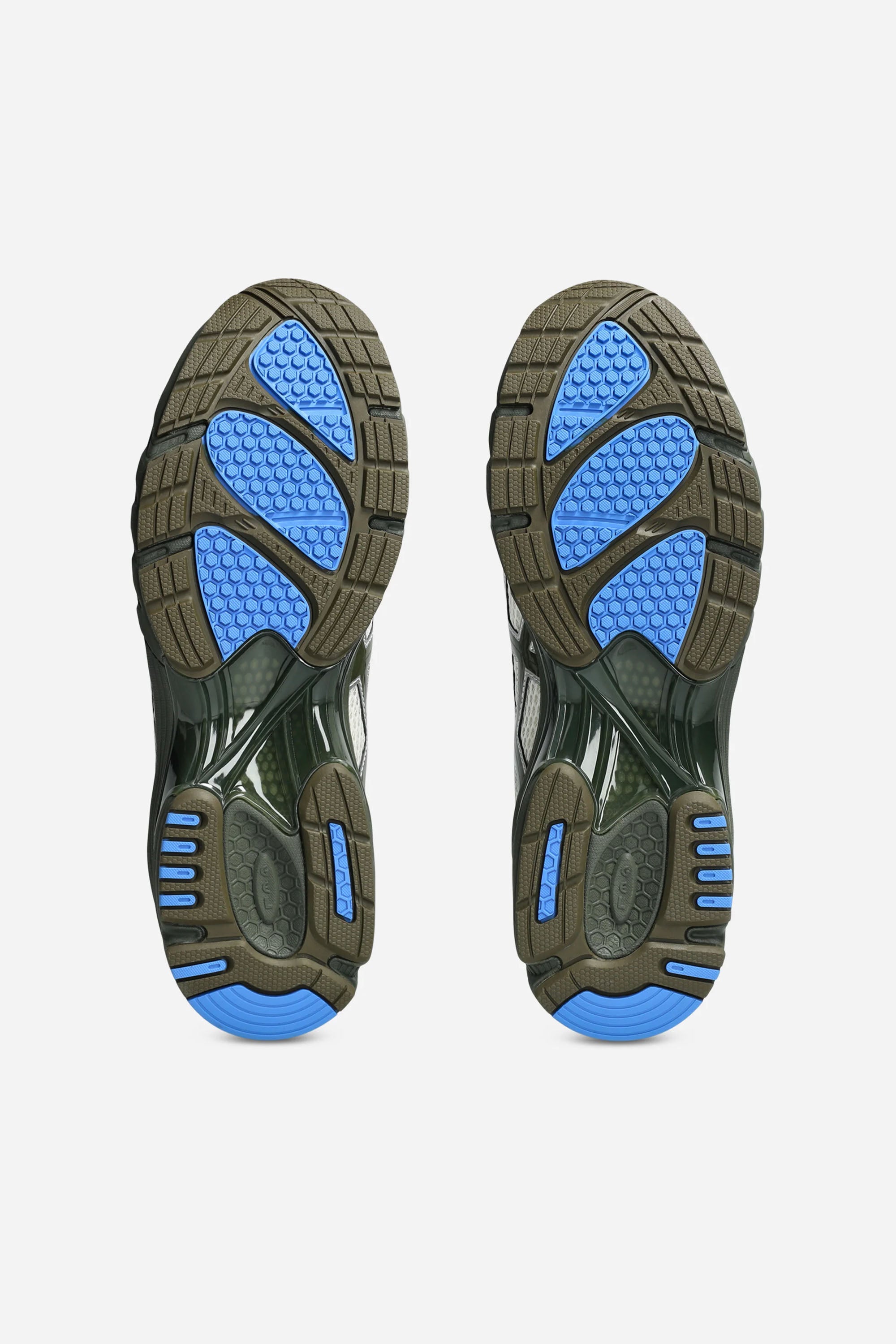 ASICS X TEMPTATION VACATION  GEL-DS TRAINER 14