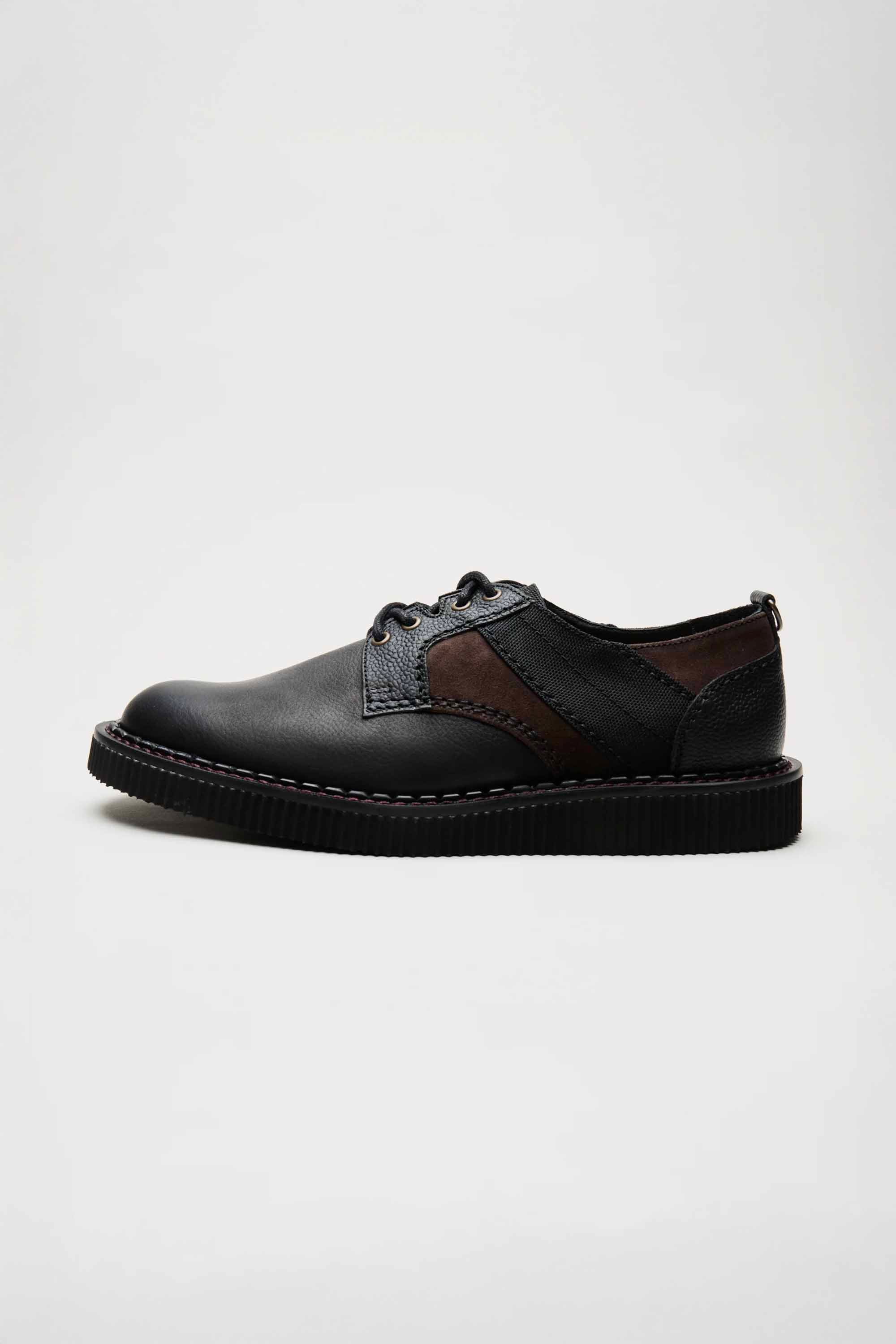 NICHOLAS DALEY 4 EYELET DERBY