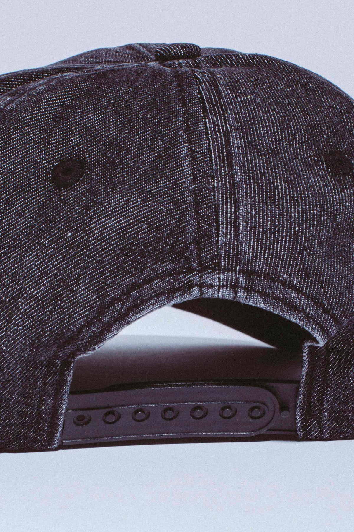 DENIM SEDUCTION SNAPBACK