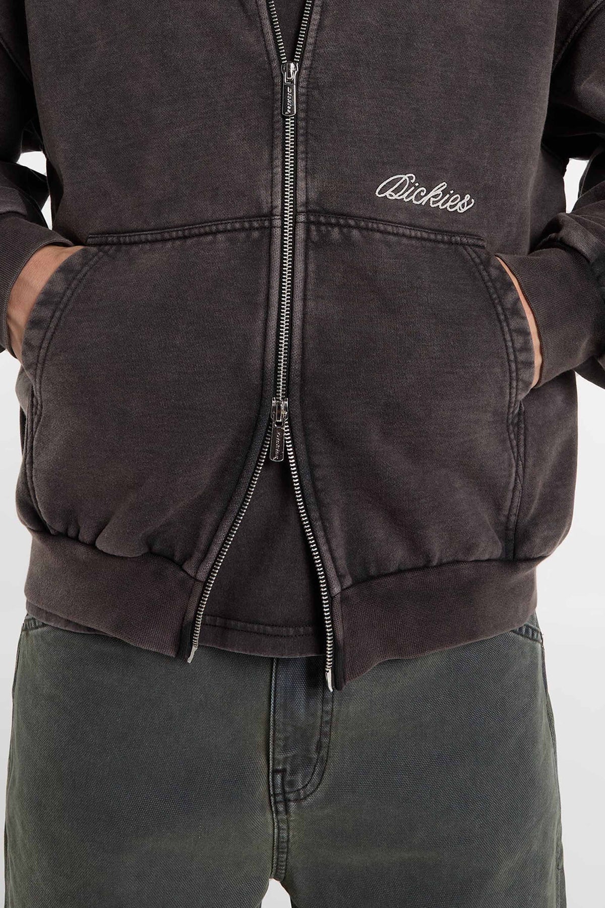 BAKER ZIPPED HOODIE BLACK