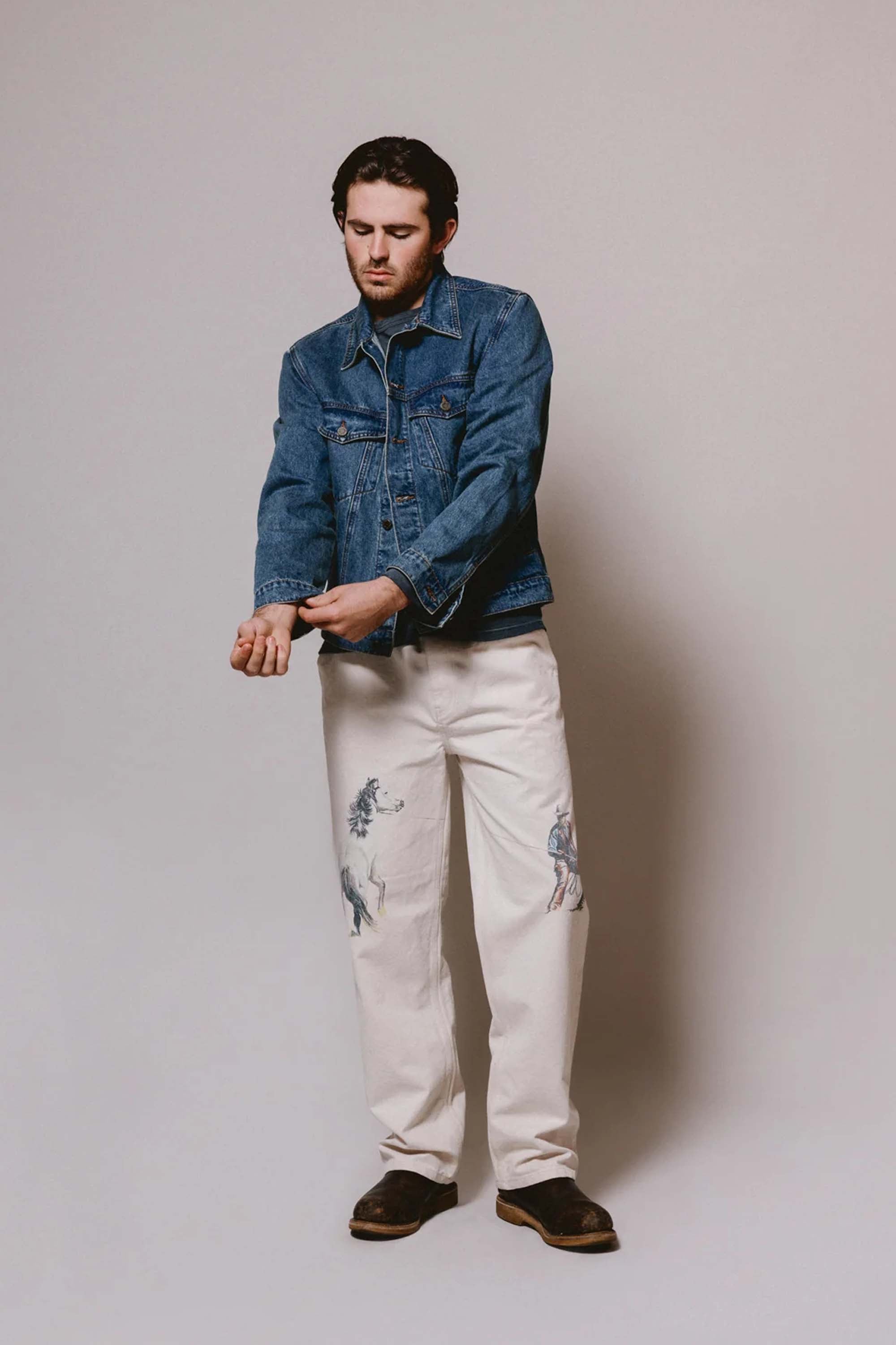 DENIM TRUCKER JACKET