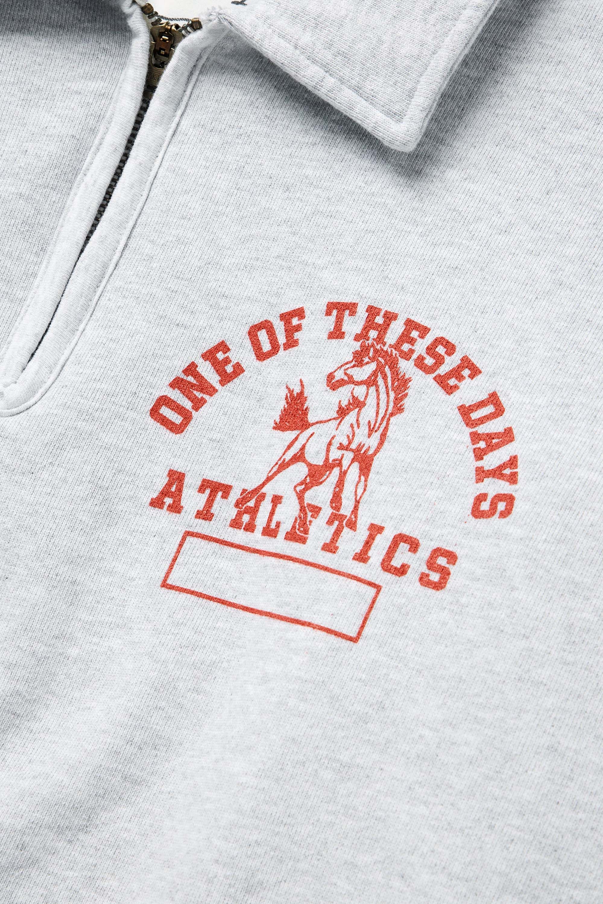 MUSTANG ATHLETICS QUARTER ZIP