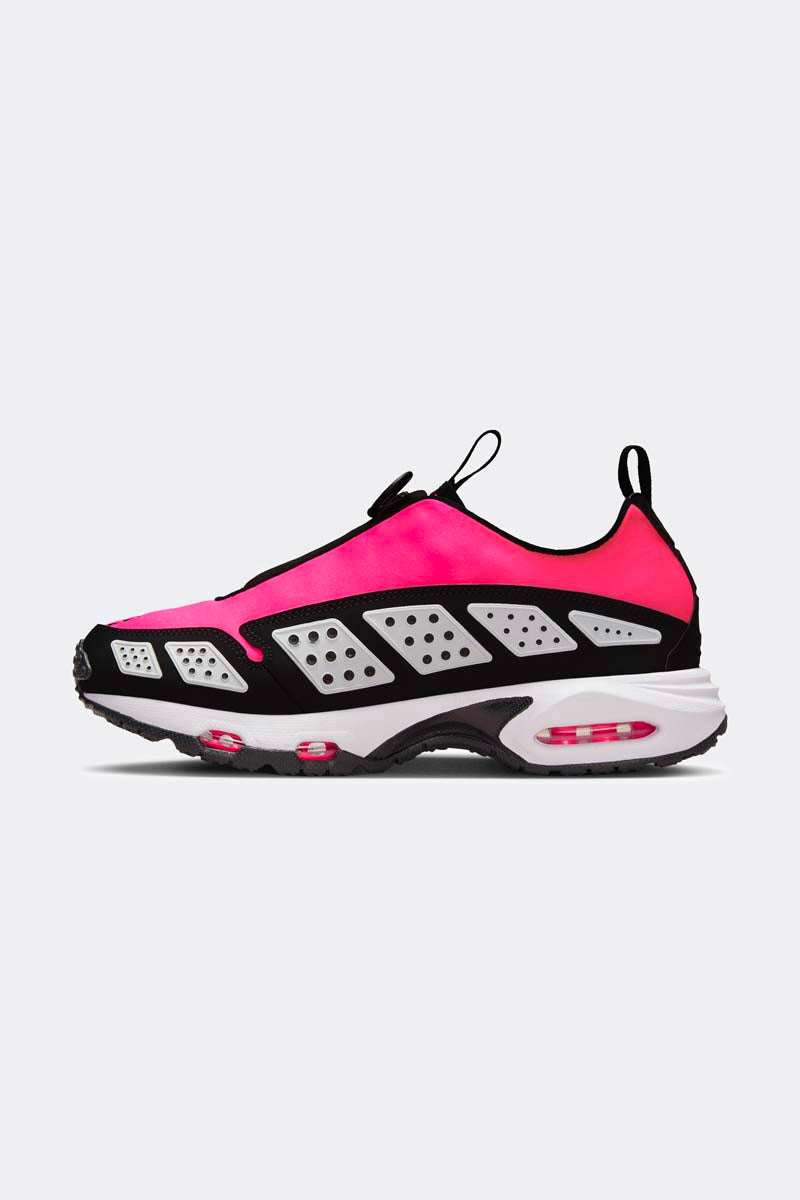 NIKE WMNS AIR MAX SNDR