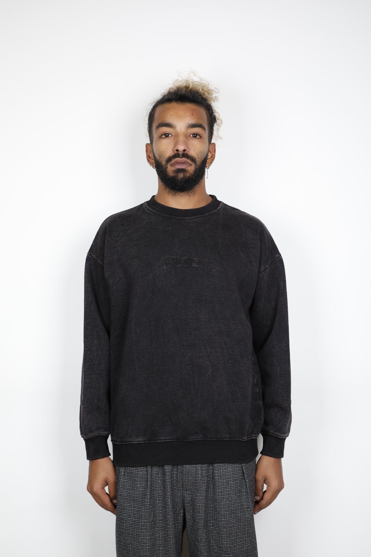 LITTLE STAMP SNOW WASH CREWNECK