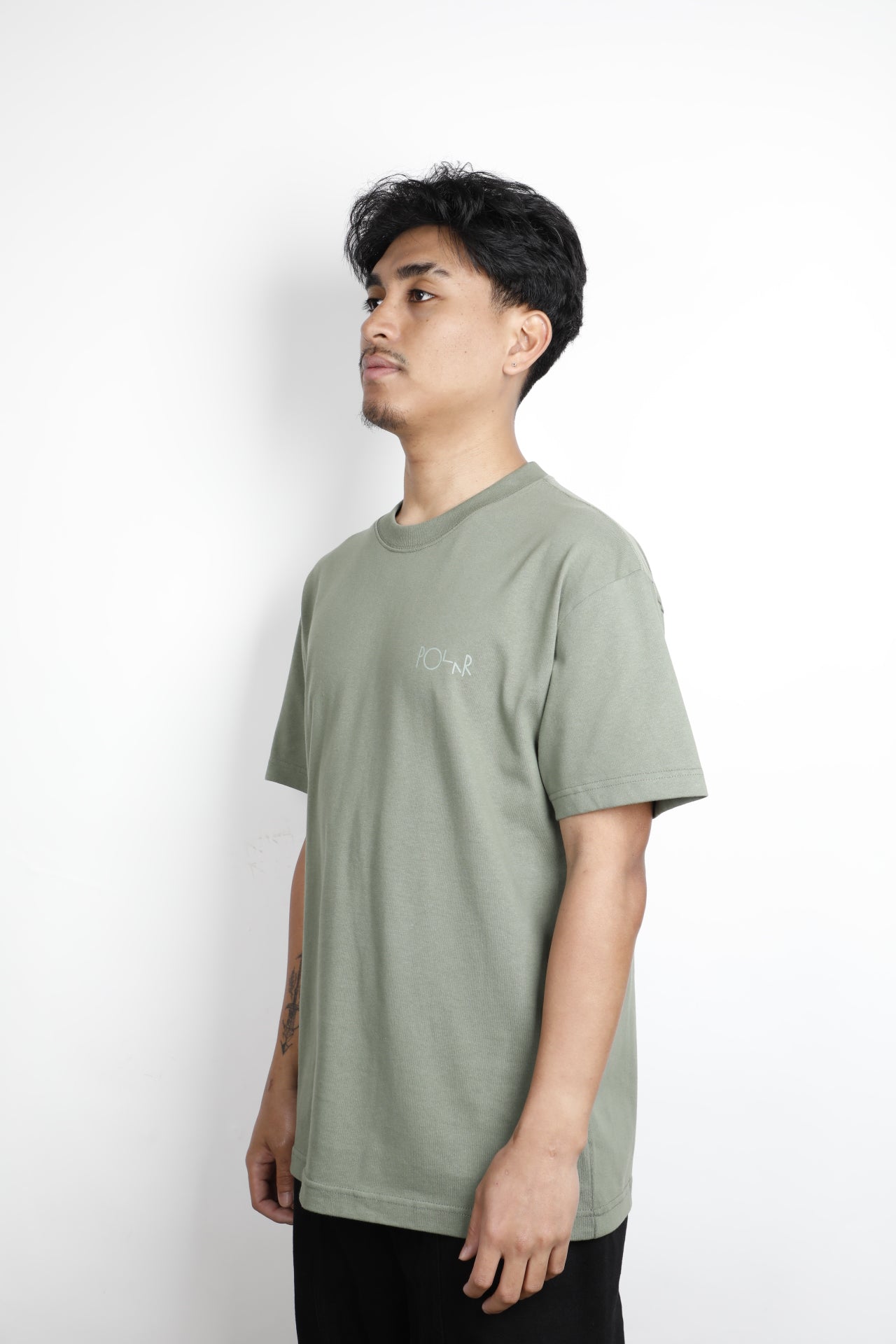 Contrast Tee Stroke Logo