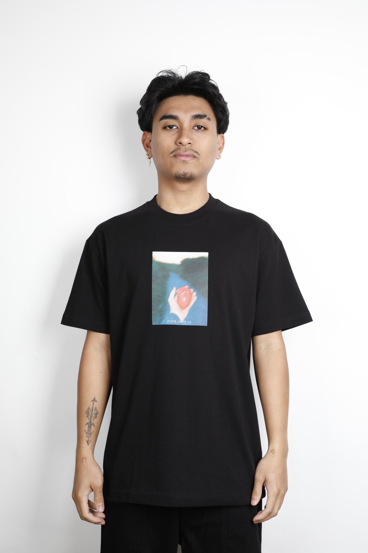 Tee Heart in Hand