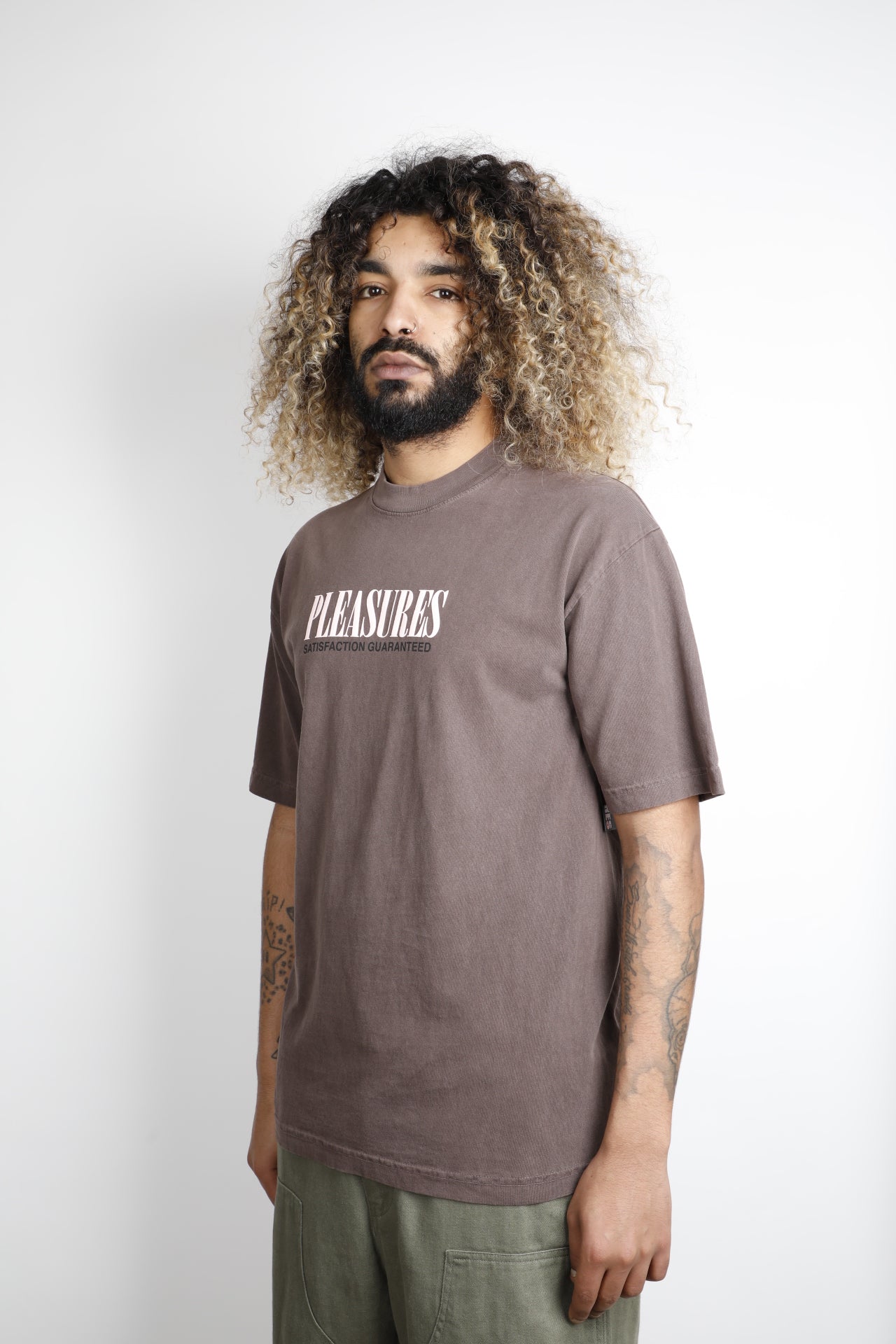 SATISFACTION T-SHIRT