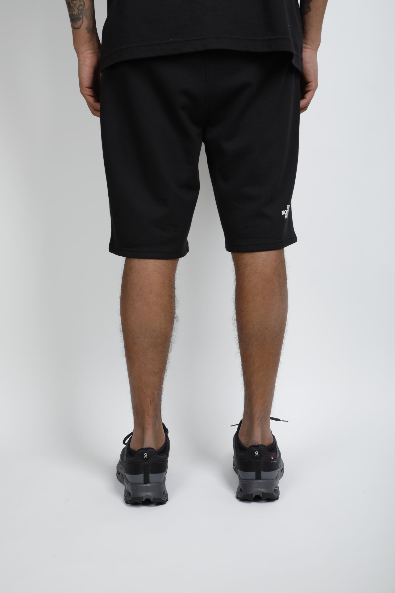 Standard Short Light-Eu