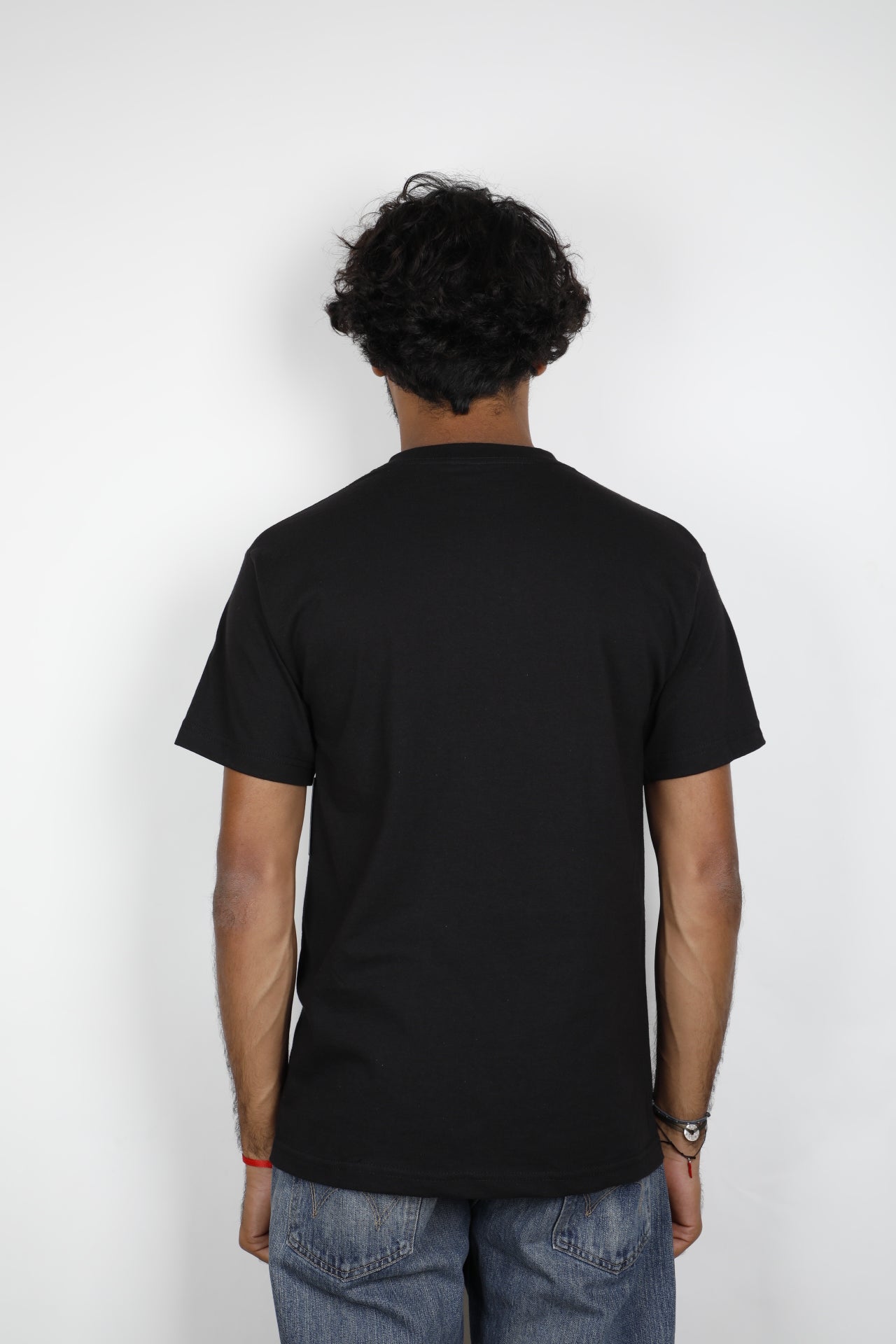 PLEASURES LILITH T-SHIRT