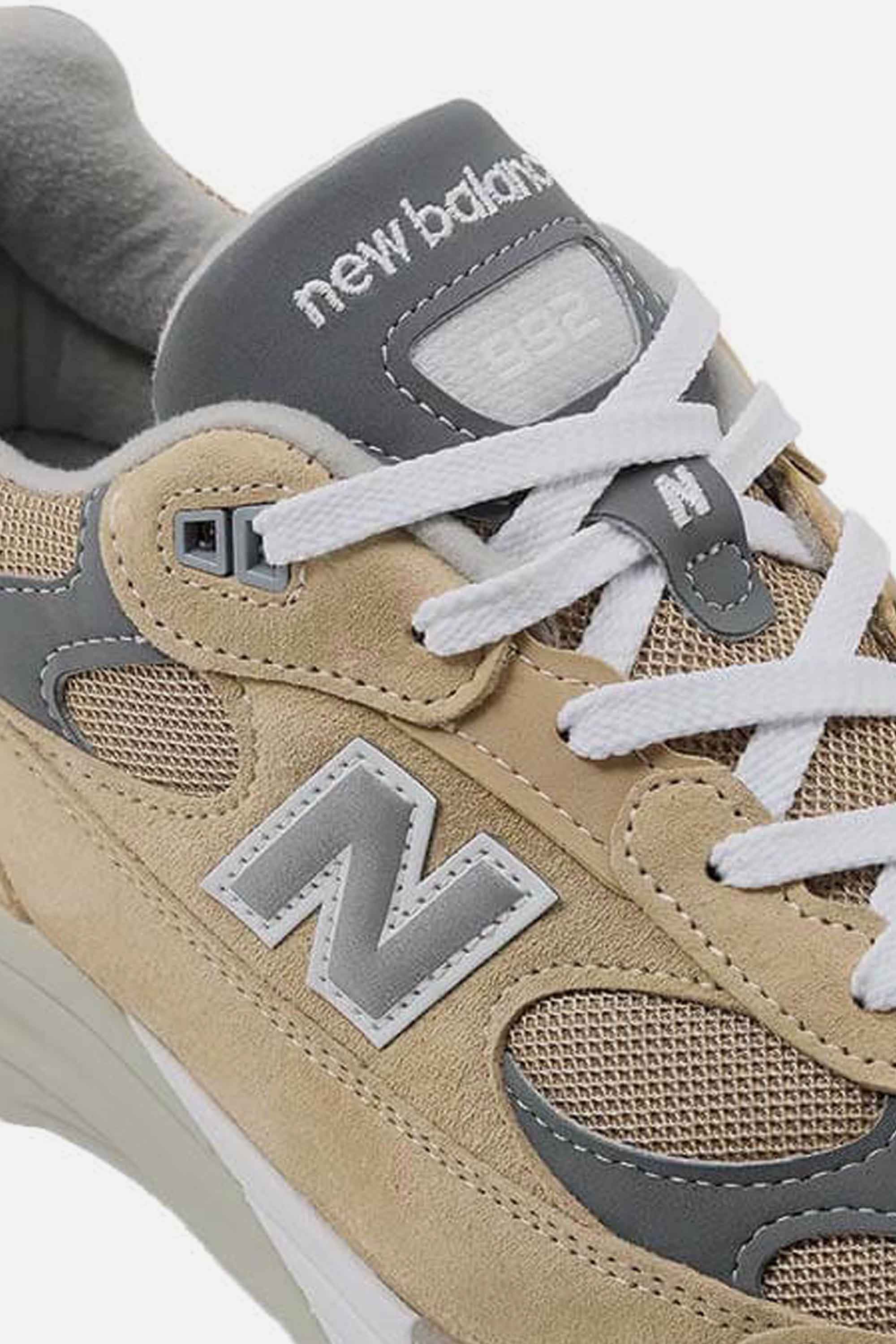 NEW BALANCE U992TA