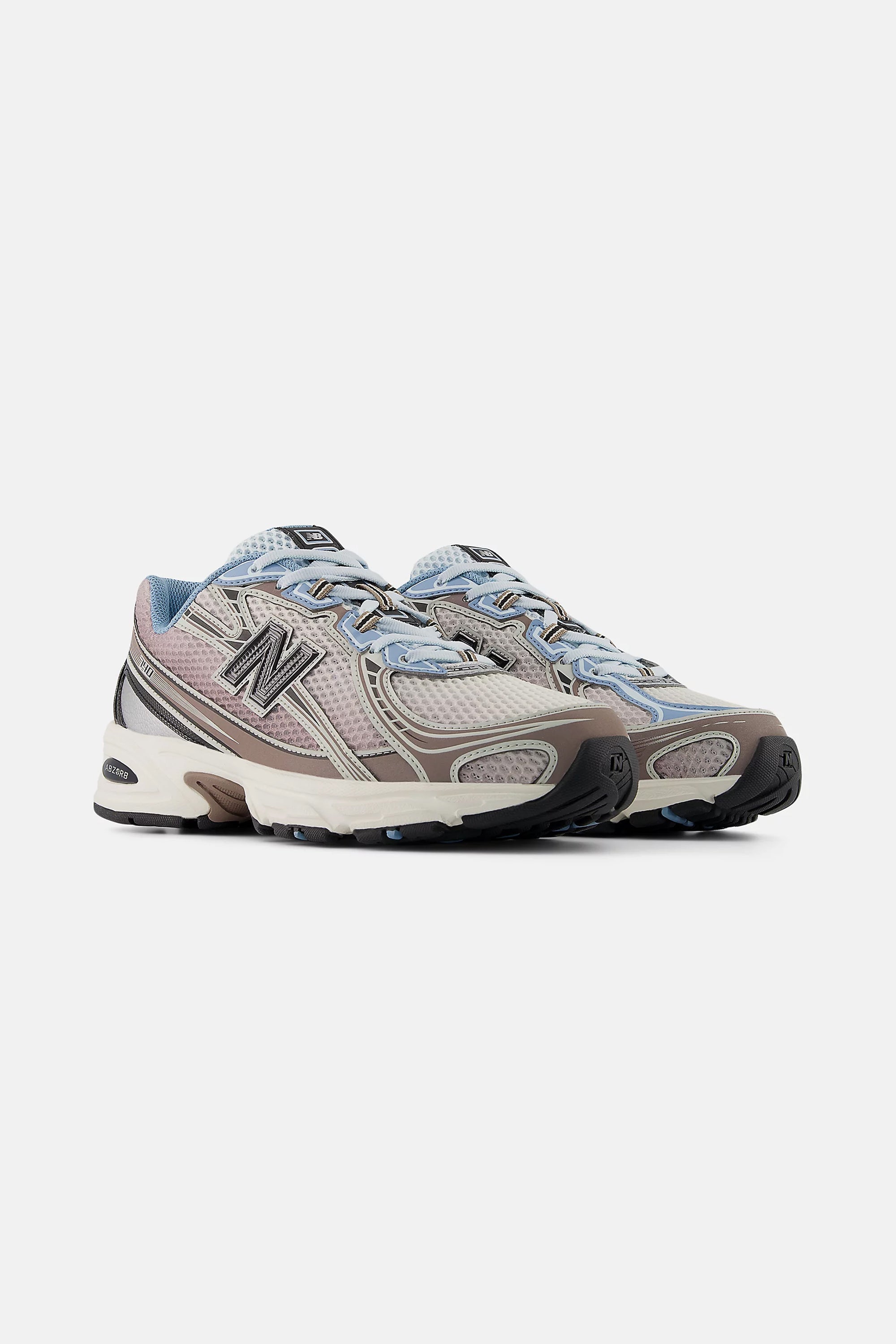 NEW BALANCE U740BL2
