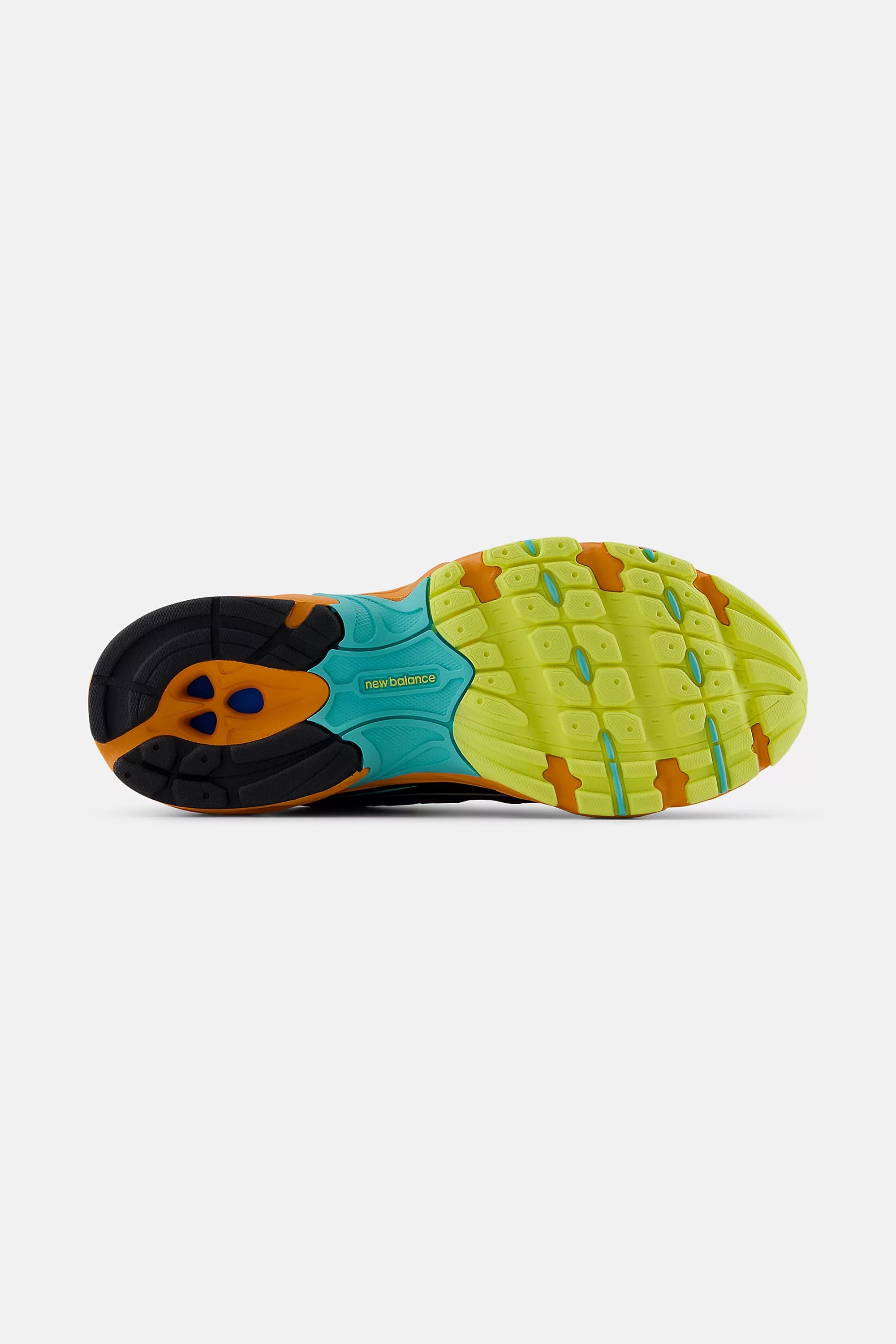 NEW BALANCE U740MC2