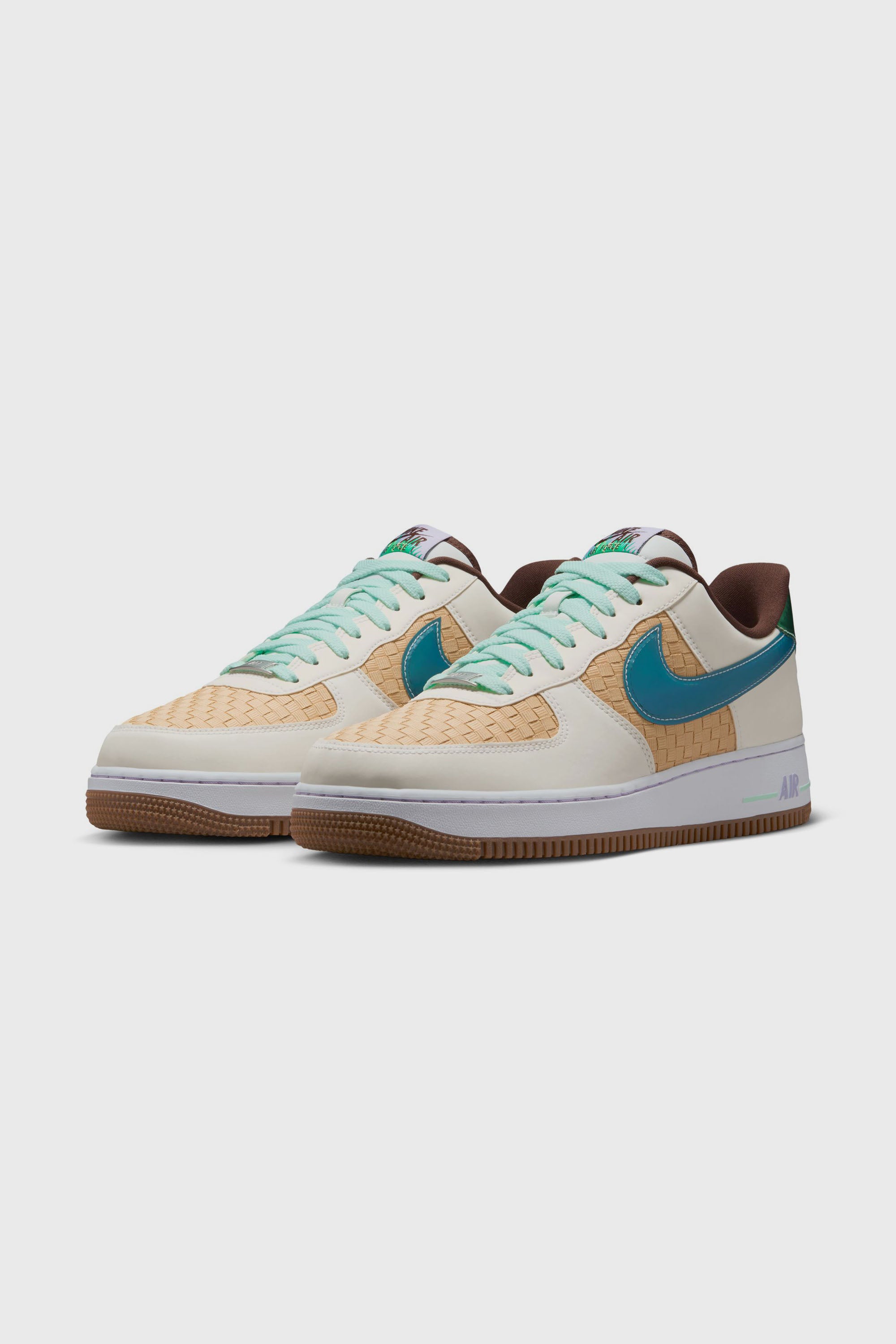 NIKE AIR FORCE 1 RETRO