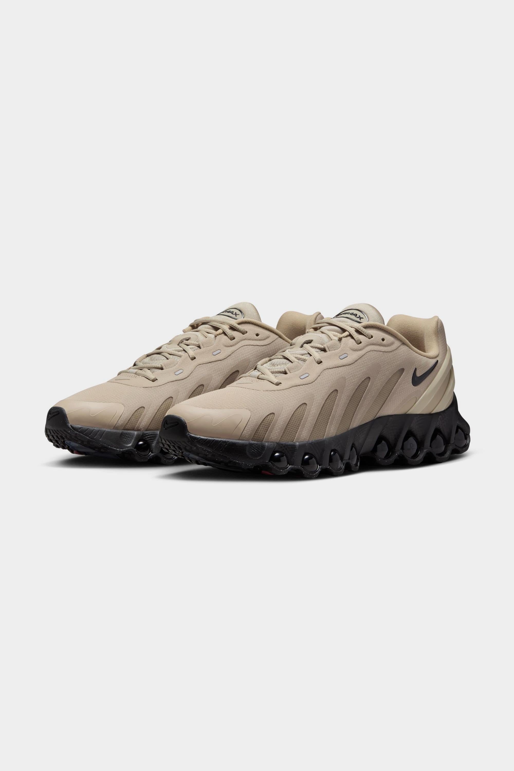NIKE AIR MAX DN8