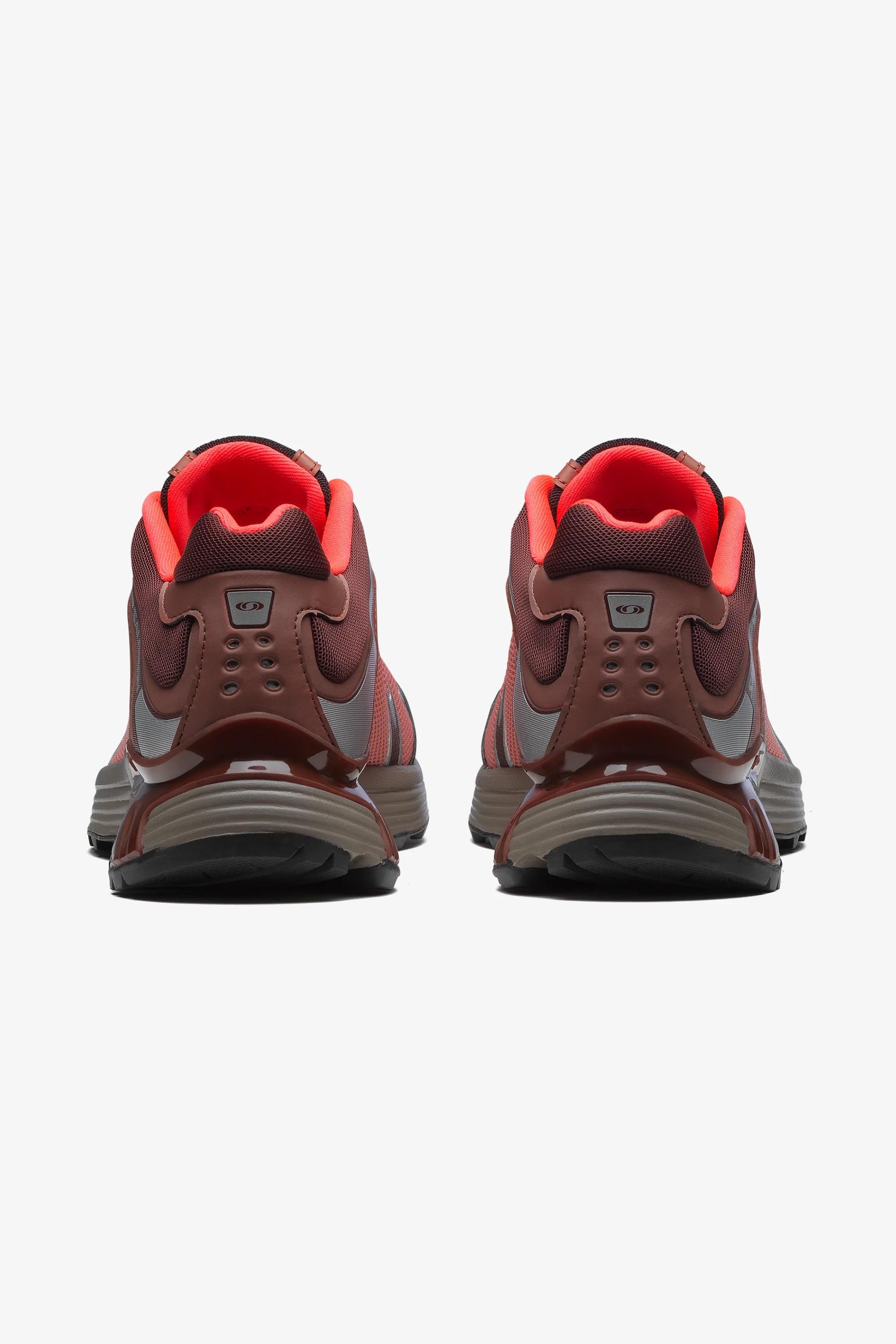SALOMON XT-WHISPER