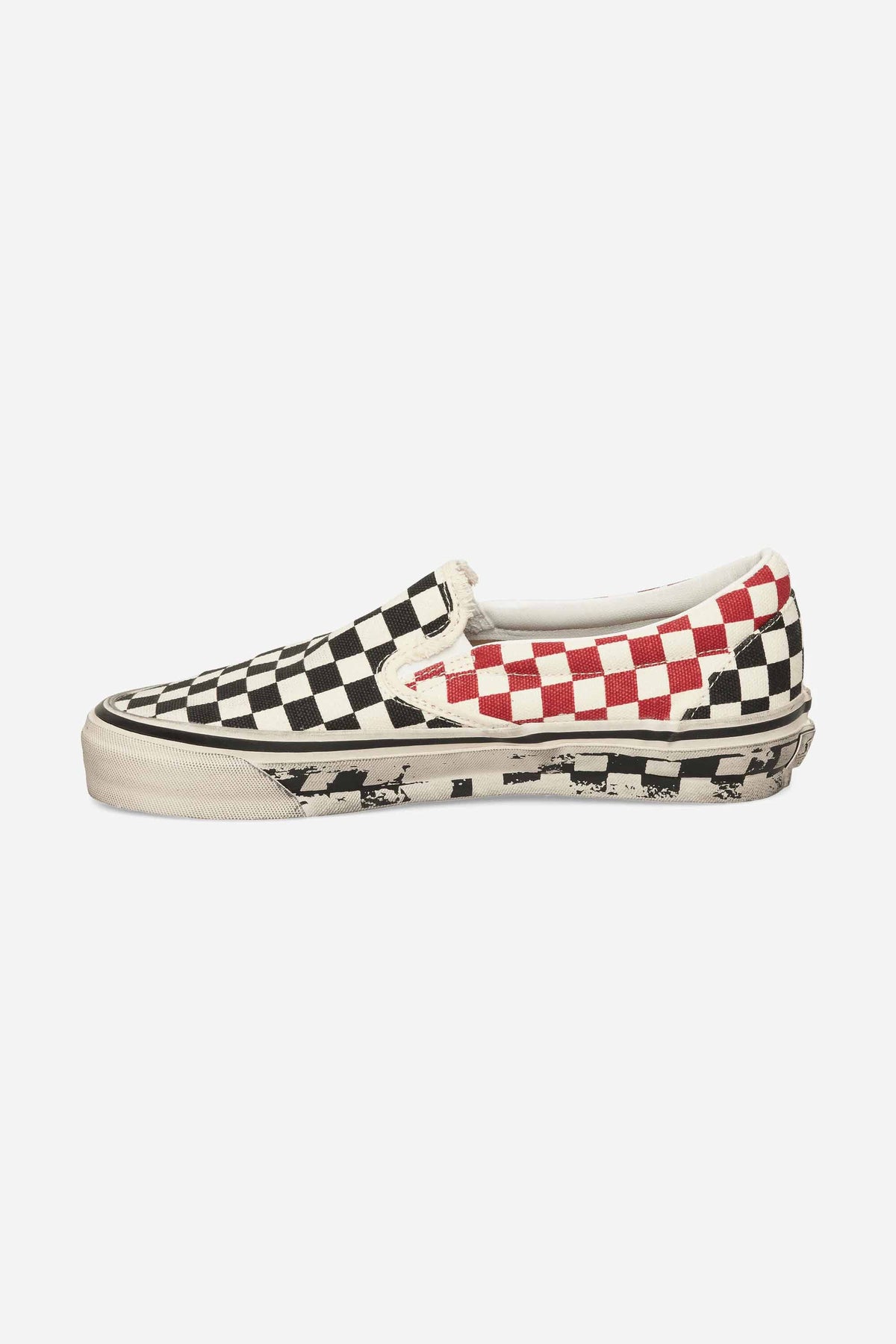 VANS ACT OF DISAGREEMENT LX CLASSIC SLIP ON 98