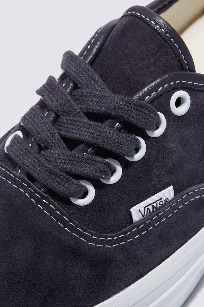 VANS LX Authentic 44 PIG SUEDE NINE IRON